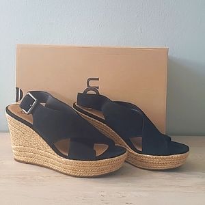 Ugg harlow wedge sandals, black, size 8.5